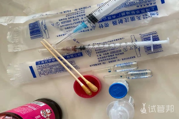 提到国内试管,200%的疼去甘肃兰州代怀中心男孩婴儿却无痛,这就是差距.